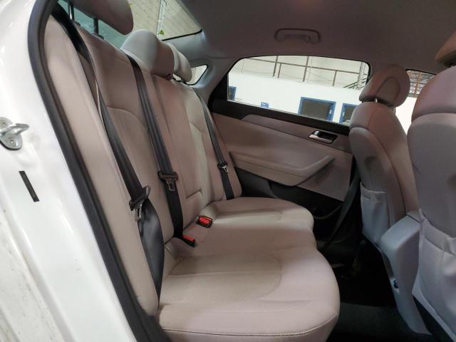 2015 HYUNDAI SONATA SE - 5NPE24AF5FH127056