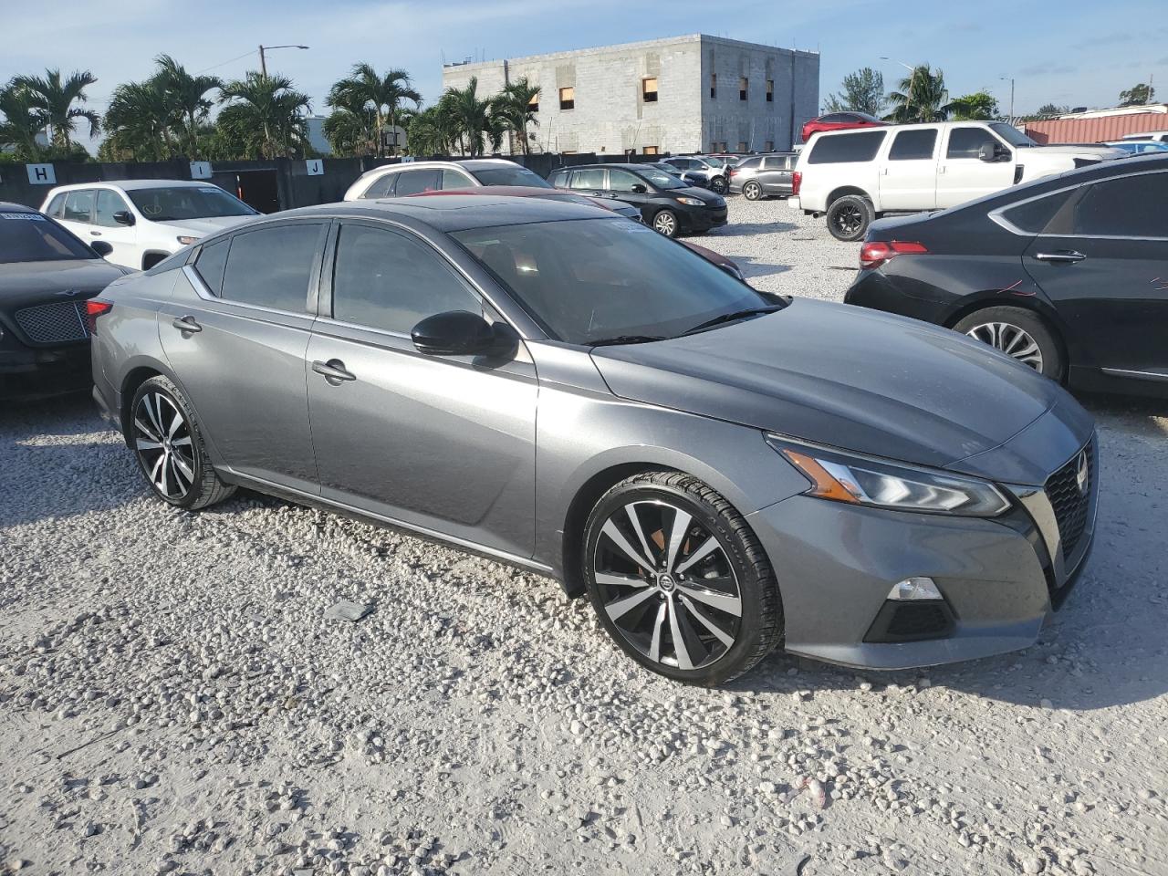 Lot #2996151396 2022 NISSAN ALTIMA SR