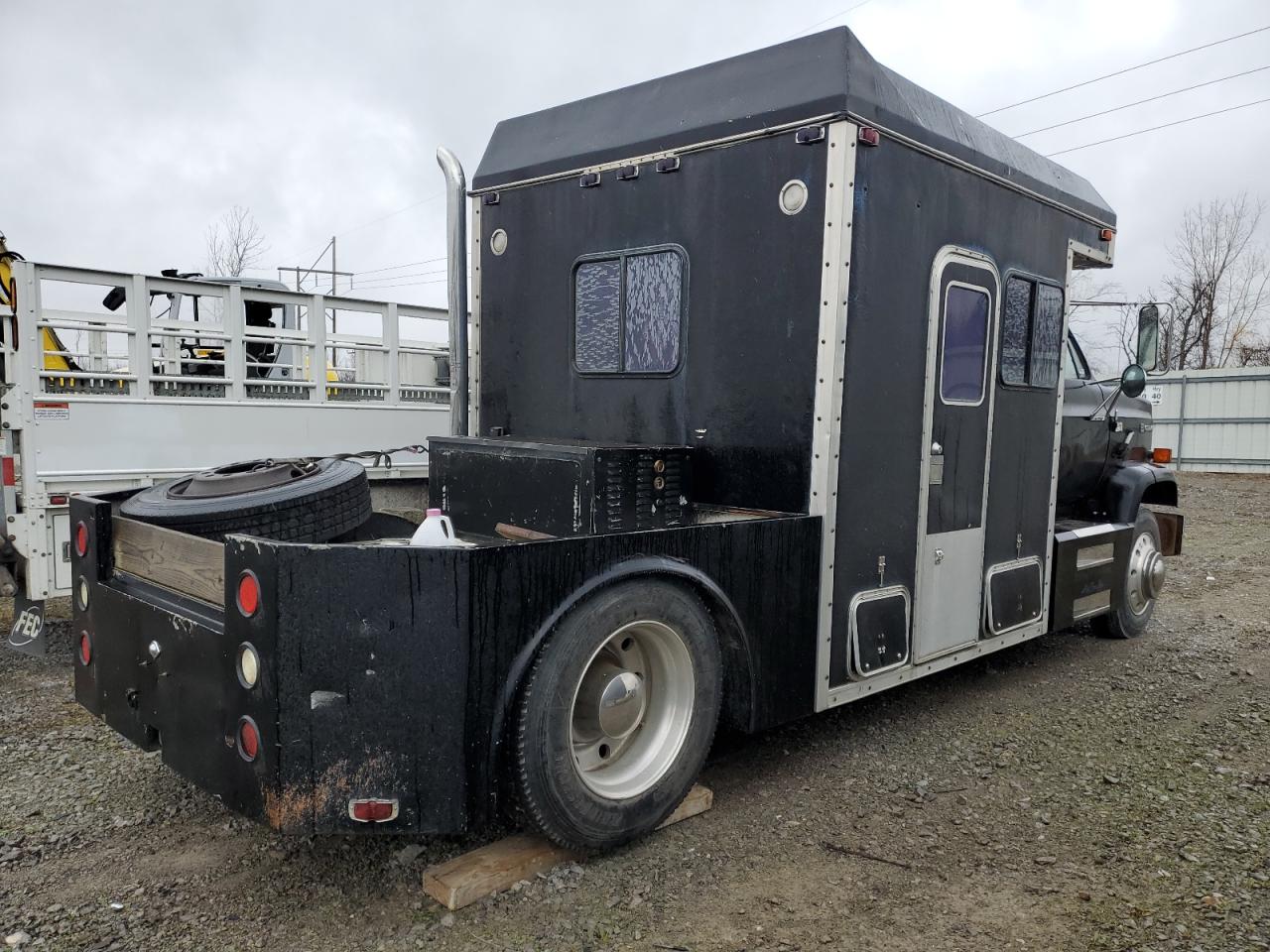 Lot #2993294887 1989 CHEVROLET C6500 C7D0