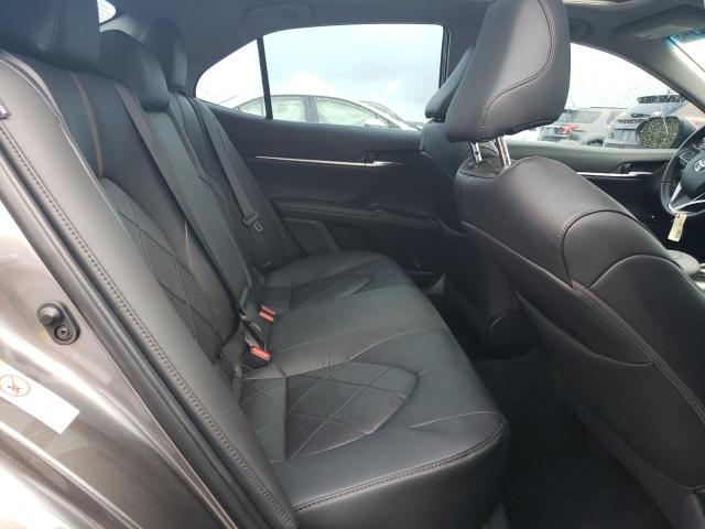 2018 TOYOTA CAMRY L - 4T1B11HK3JU080109