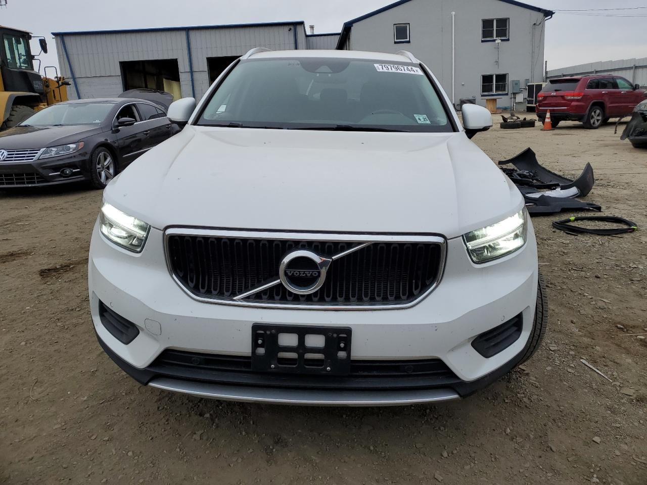 Lot #2979421633 2020 VOLVO XC40 T5 MO