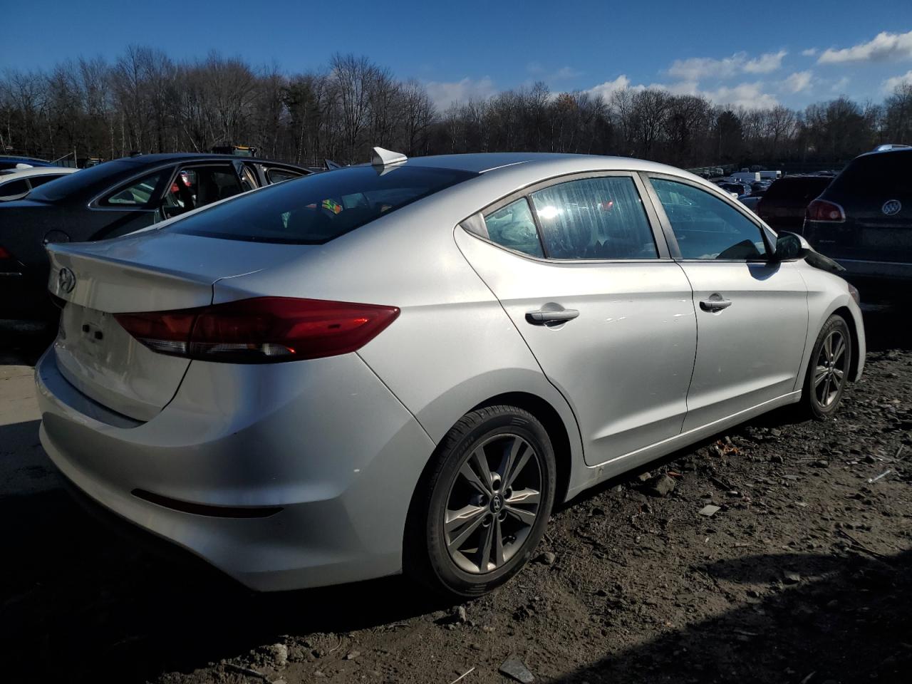 Lot #3030736104 2018 HYUNDAI ELANTRA SE