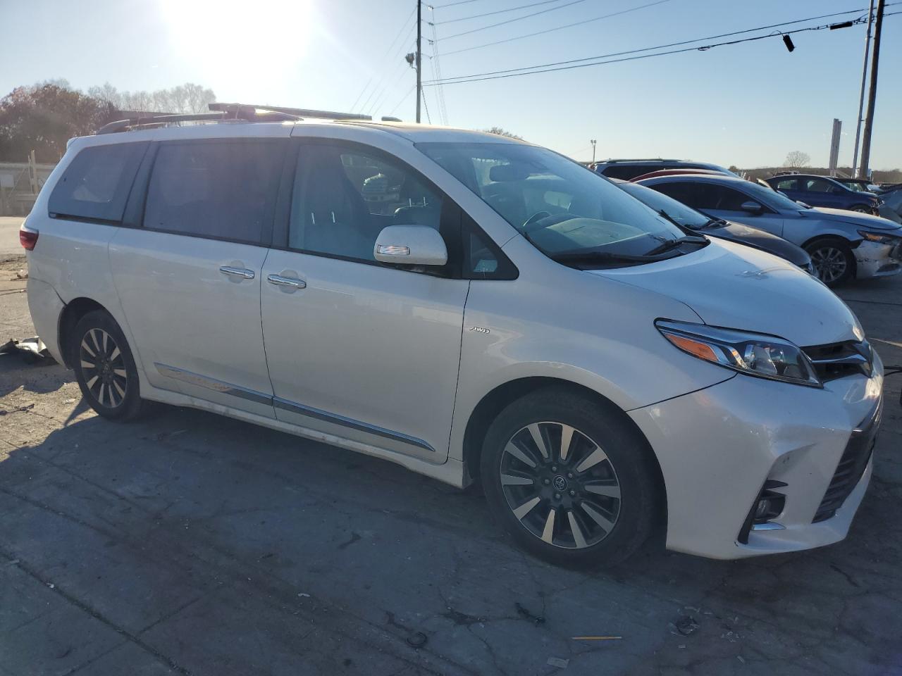 Lot #3027047765 2018 TOYOTA SIENNA XLE