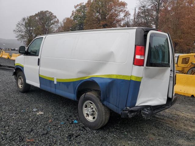 VIN 1GCWGAFP5M1264699 2021 CHEVROLET EXPRESS no.2