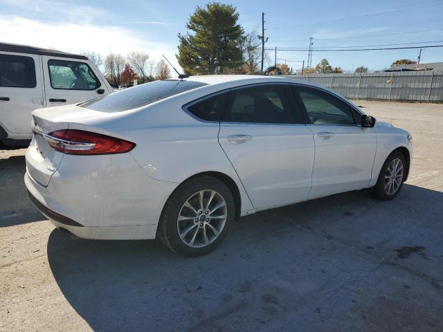 VIN 3FA6P0HD3HR131633 2017 FORD FUSION no.3