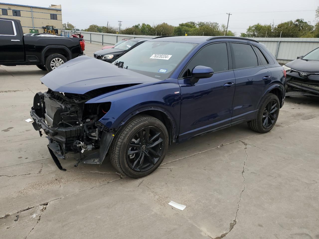 WA1DECF34P1115740 - 2023 AUDI Q3