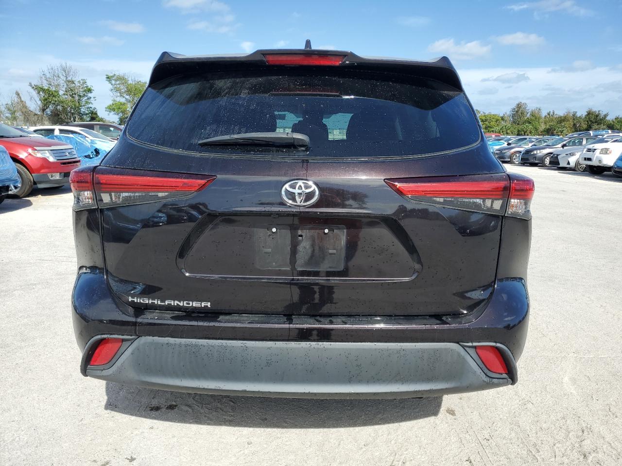 Lot #3021036193 2020 TOYOTA HIGHLANDER