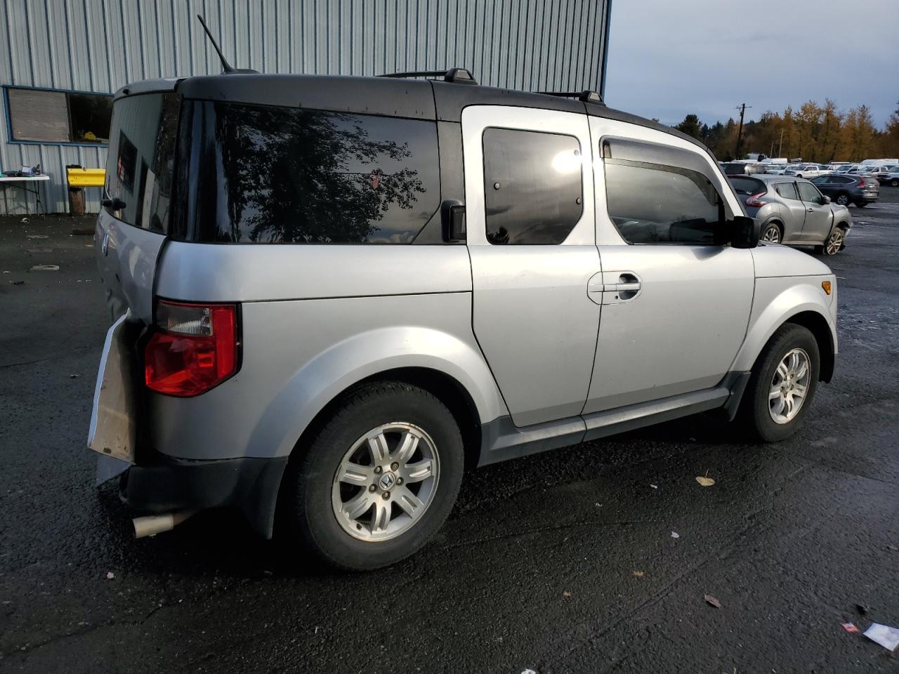 Lot #3000075301 2006 HONDA ELEMENT EX