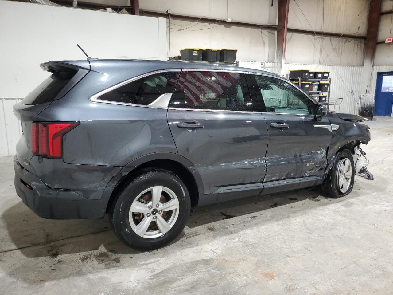 Lot #3024147868 2023 KIA SORENTO LX