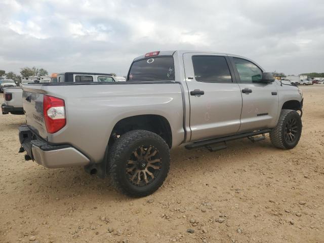 VIN 5TFDY5F13JX690598 2018 Toyota Tundra, Crewmax Sr5 no.3