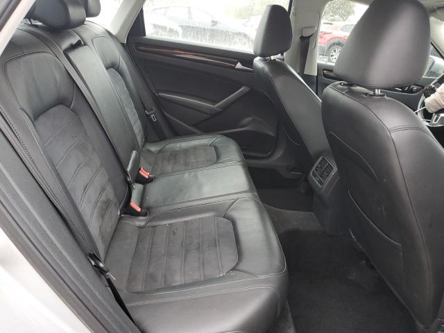 2015 VOLKSWAGEN PASSAT SEL - 1VWCV7A30FC062390