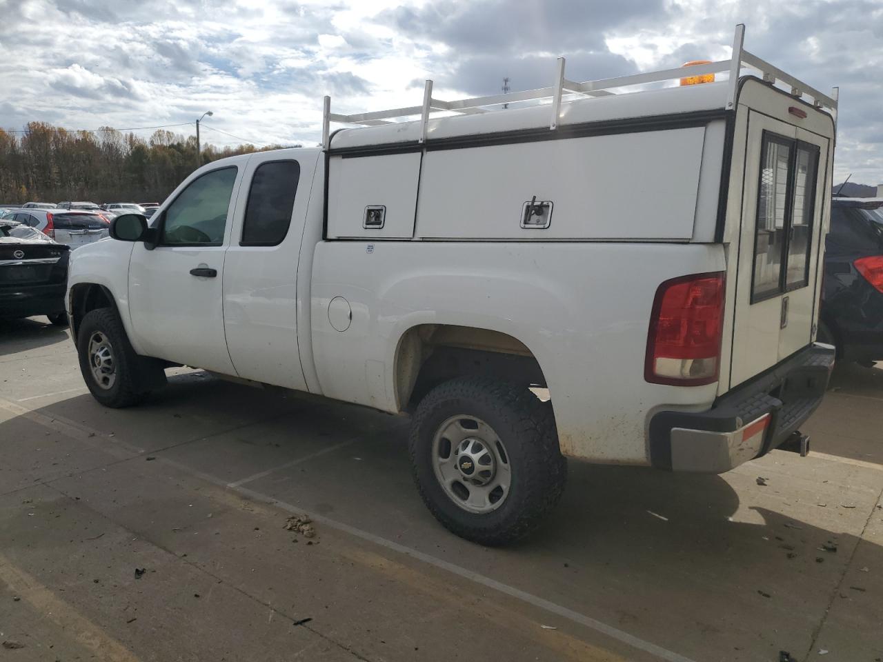 Lot #3028600933 2013 GMC SIERRA C25