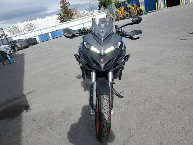 2022 DUCATI MULTISTRAD ZDMAAEDT2NB005395