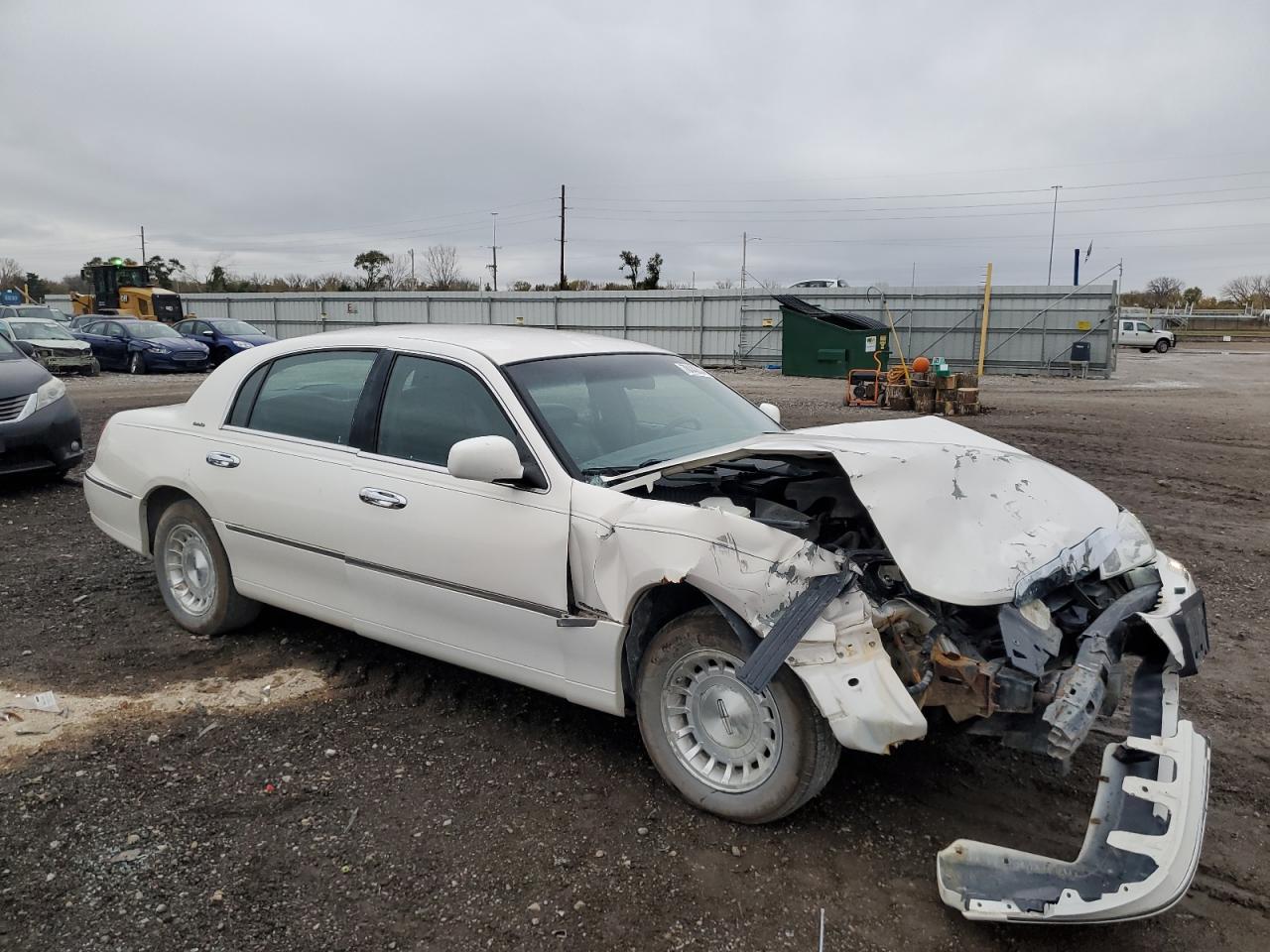 Lot #2969720278 1999 LINCOLN TOWN CAR E