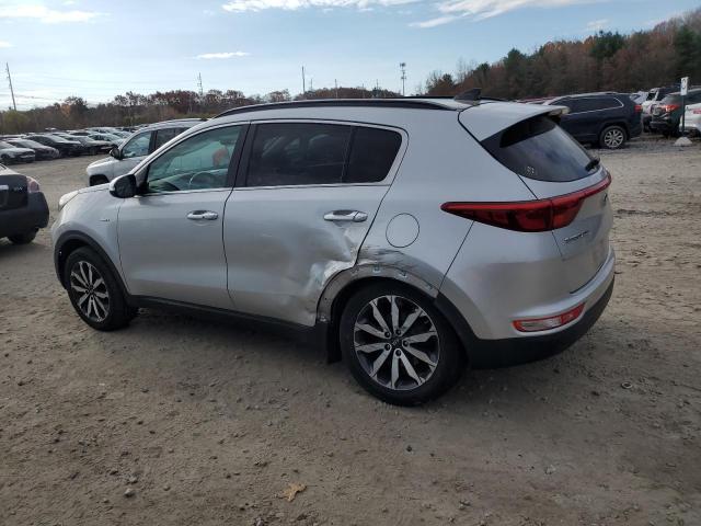 VIN KNDPNCAC0J7427858 2018 KIA SPORTAGE no.2