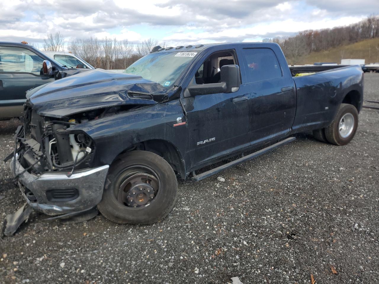 Lot #2979113012 2019 RAM 3500 TRADE