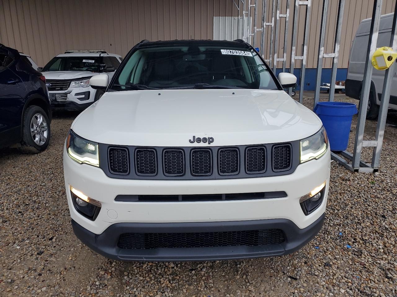 Lot #2991549113 2020 JEEP COMPASS LA