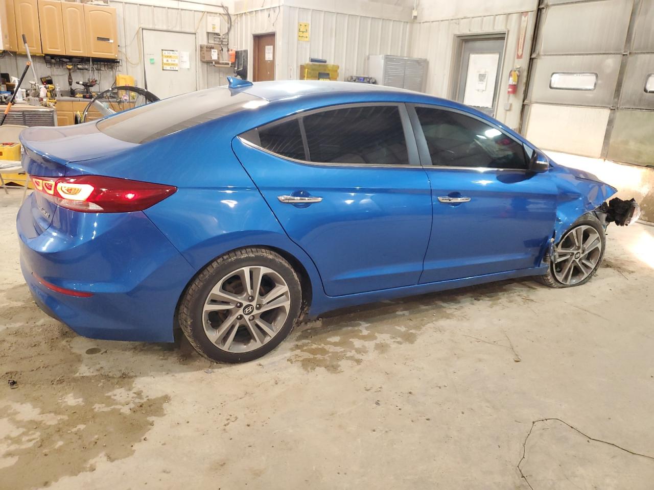 Lot #3024674577 2017 HYUNDAI ELANTRA SE