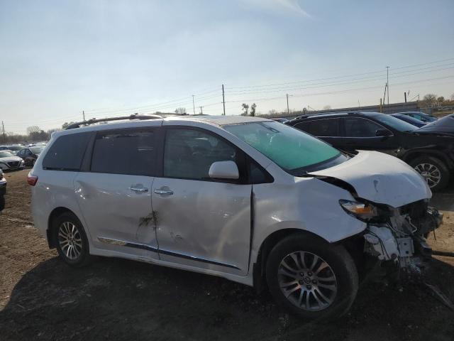 2018 TOYOTA SIENNA VAN 5TDYZ3DC6JS952398