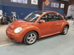 VOLKSWAGEN NEW BEETLE снимка