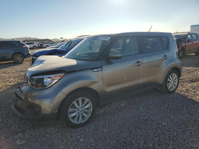 VIN KNDJN2A24J7599463 2018 KIA Soul no.1