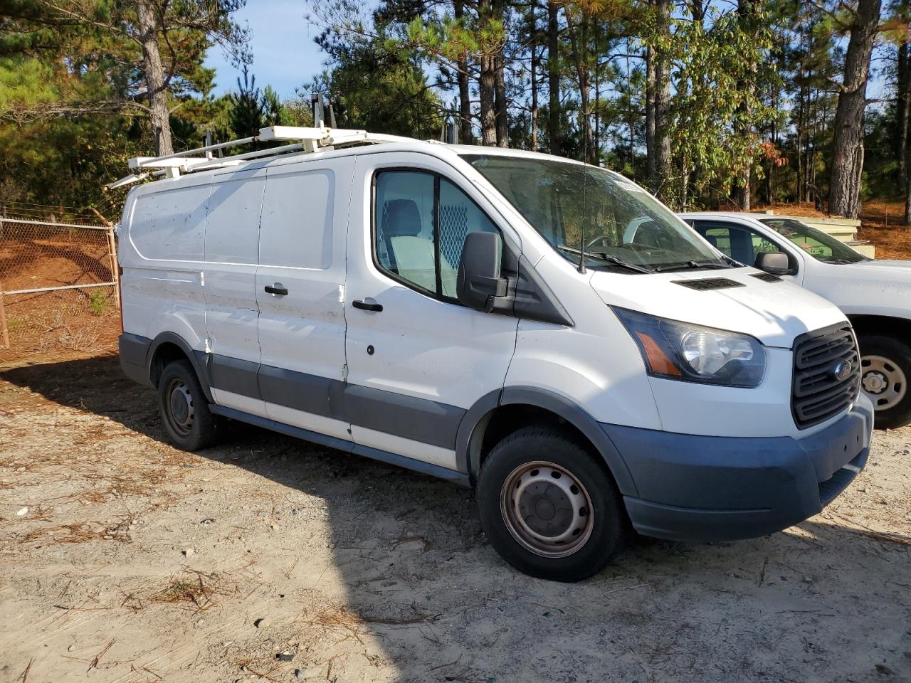 Lot #2986519314 2017 FORD TRANSIT T-