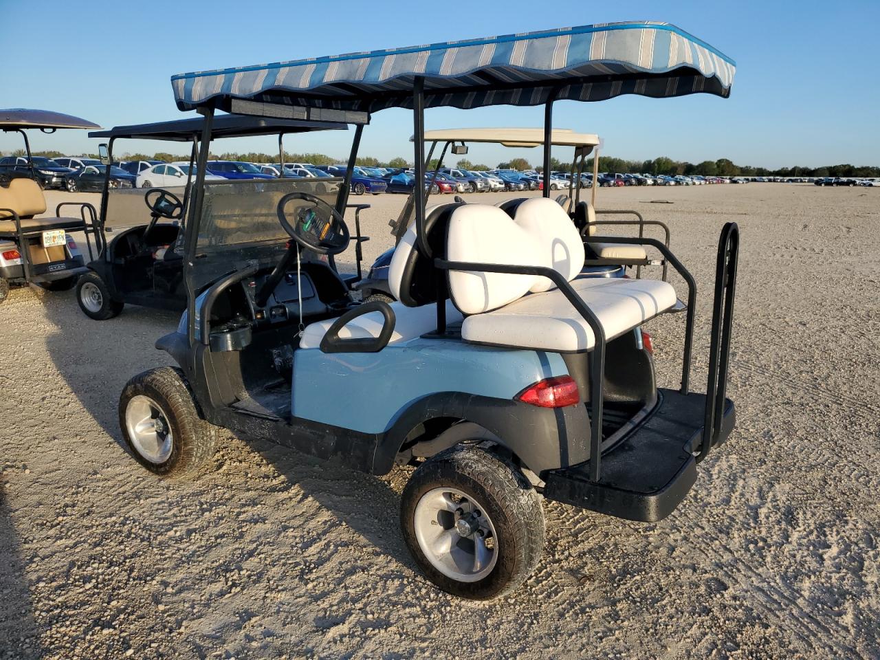 Lot #2994245952 2016 OTHR GOLF CART