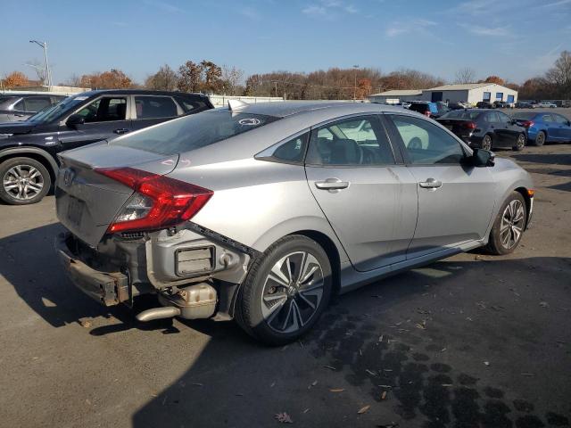 VIN 19XFC1F3XGE217758 2016 HONDA CIVIC no.3