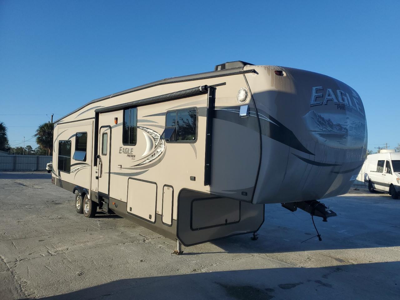 Lot #2989300349 2013 JAYCO EAGLE