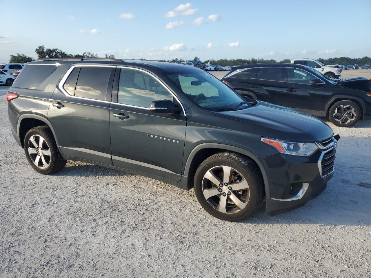 Lot #3033163171 2019 CHEVROLET TRAVERSE L