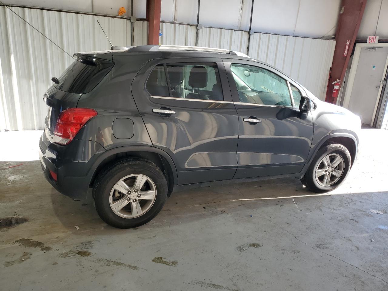 Lot #2996392375 2020 CHEVROLET TRAX 1LT