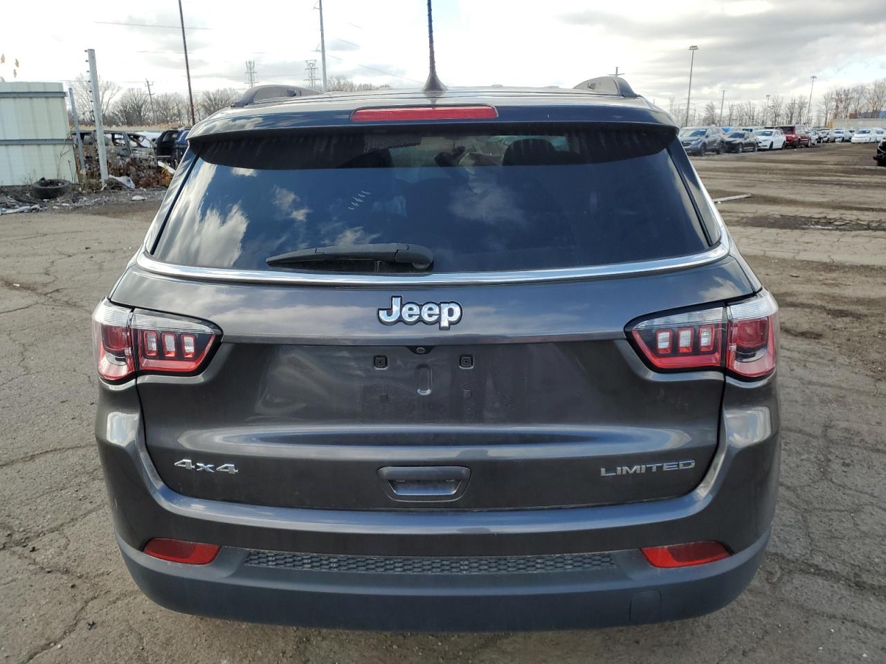 Lot #3034317079 2018 JEEP COMPASS LI