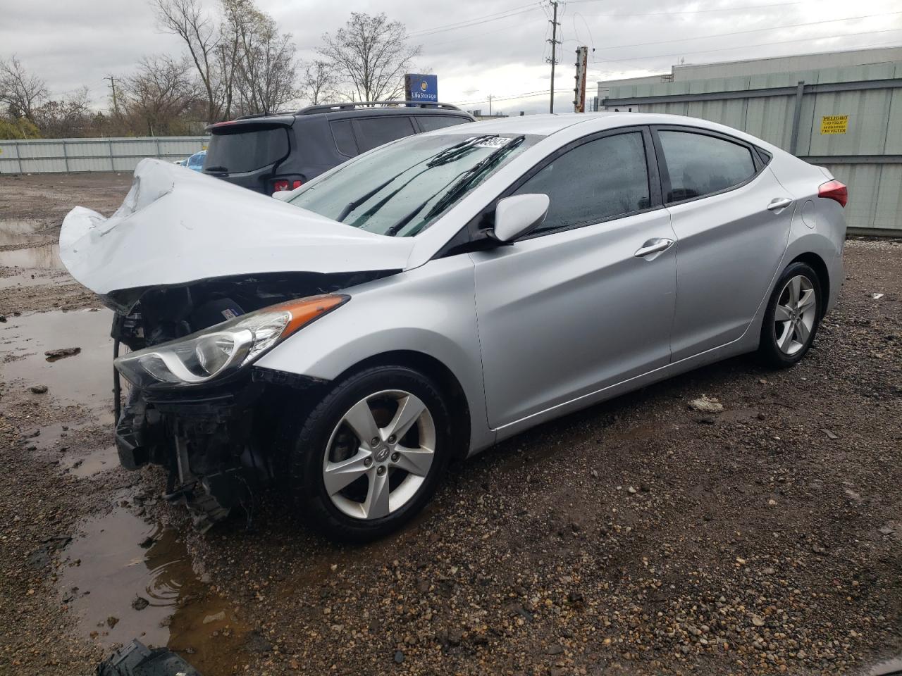  Salvage Hyundai ELANTRA