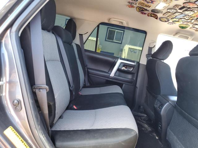 2018 TOYOTA 4RUNNER SR - JTEBU5JR2J5522684