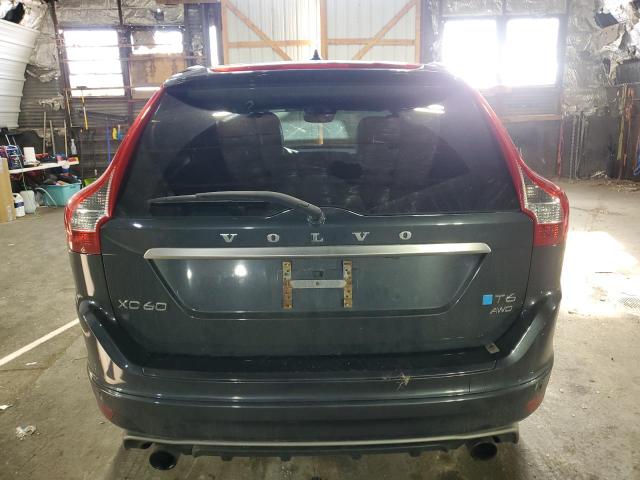2015 VOLVO XC60 T6 R- YV4902RS3F2716165