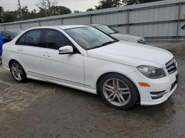 VIN WDDGF8AB8EA933308 2014 MERCEDES-BENZ C-CLASS no.4