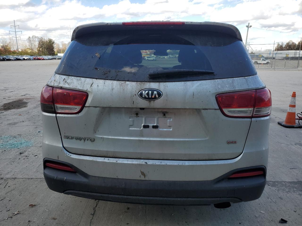 Lot #3024158911 2016 KIA SORENTO LX