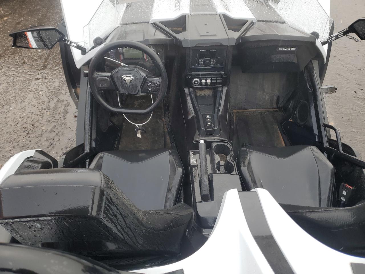 Lot #3023183232 2023 POLARIS SLINGSHOT