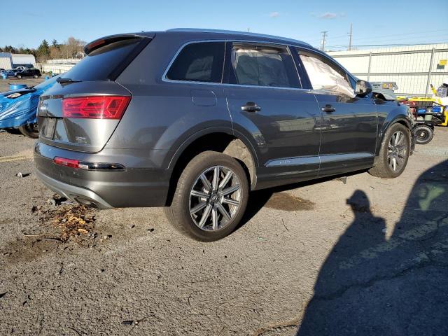 VIN WA1LAAF7XJD033984 2018 AUDI Q7 no.3