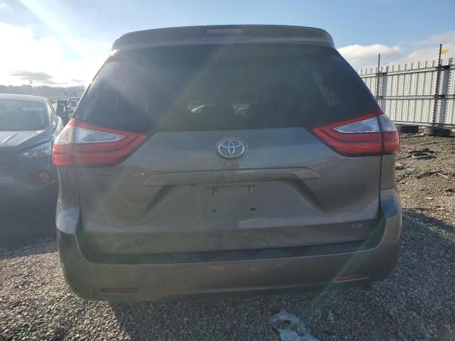 2016 TOYOTA SIENNA LE - 5TDKK3DC6GS709077