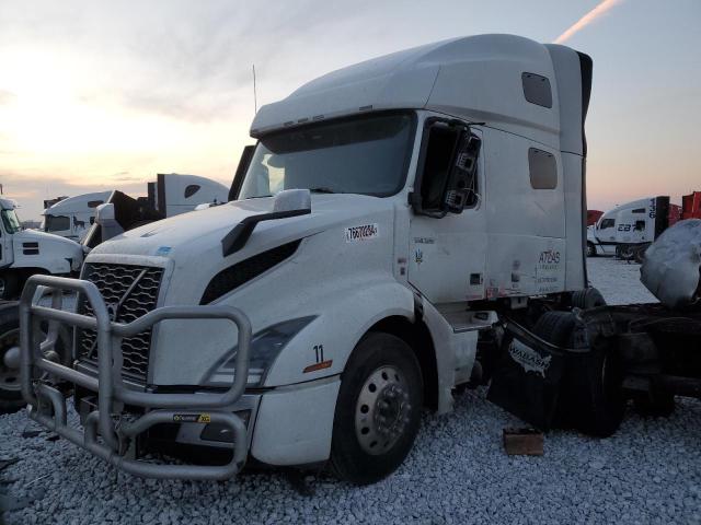 VOLVO VN VNL 2022 white  diesel 4V4NC9EH5NN300311 photo #3
