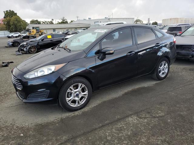 VIN 3FADP4BJ5FM196135 2015 Ford Fiesta, SE no.1