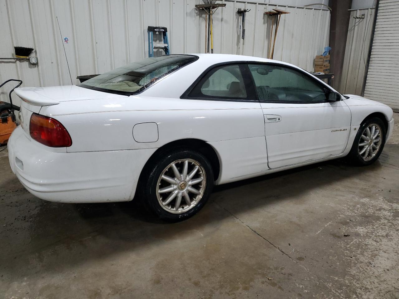 Lot #3009219270 1998 CHRYSLER SEBRING LX