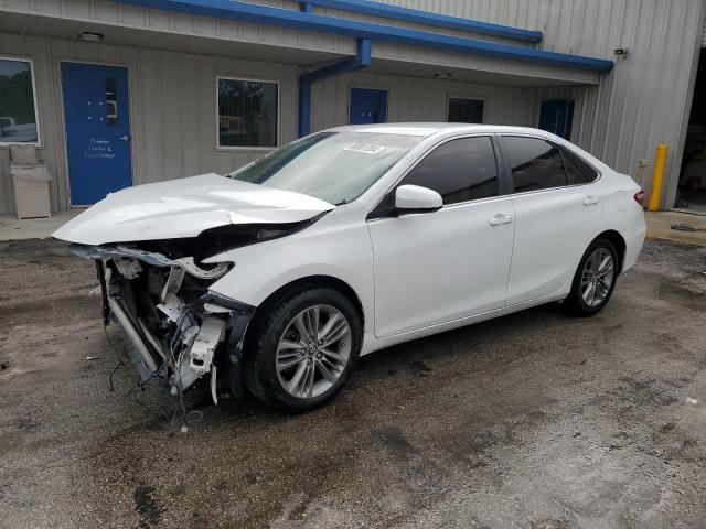 VIN 4T1BF1FK8FU031130 2015 TOYOTA CAMRY no.1