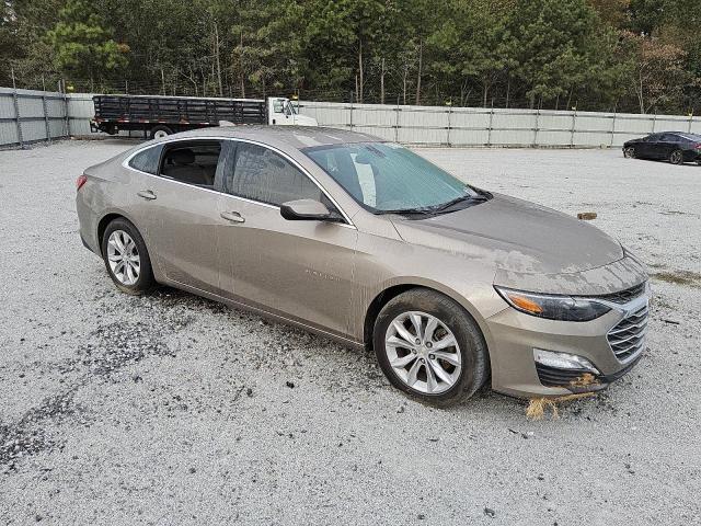 VIN 1G1ZD5ST6NF111116 2022 Chevrolet Malibu, LT no.4