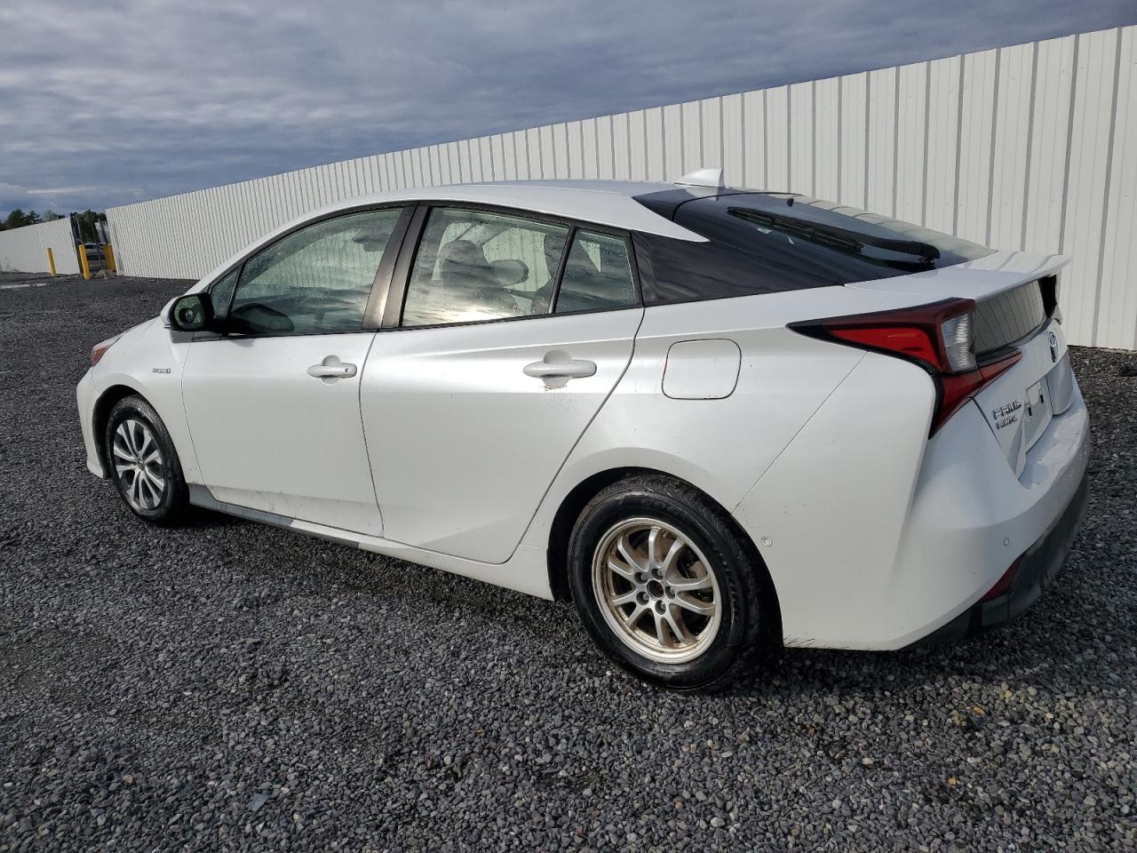 Lot #2987048745 2021 TOYOTA PRIUS LE