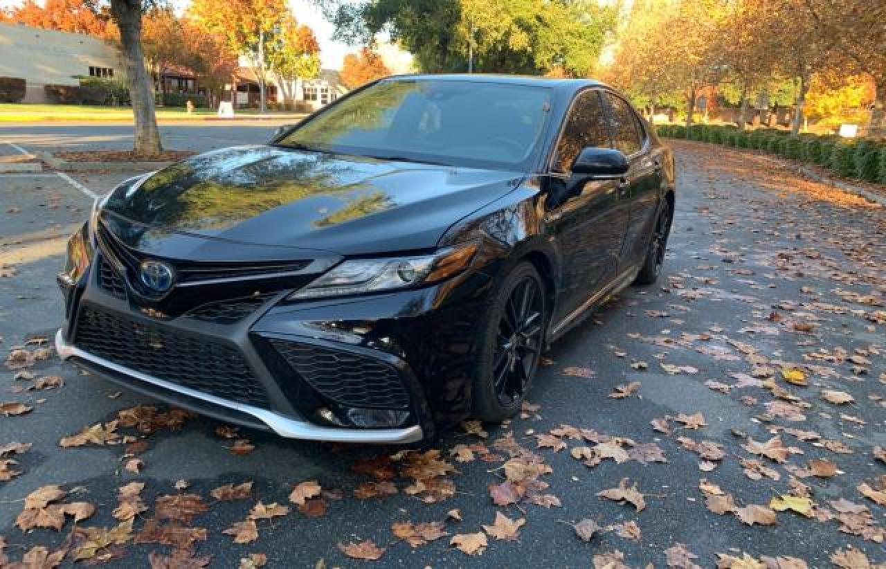 Lot #3003477139 2021 TOYOTA CAMRY XSE