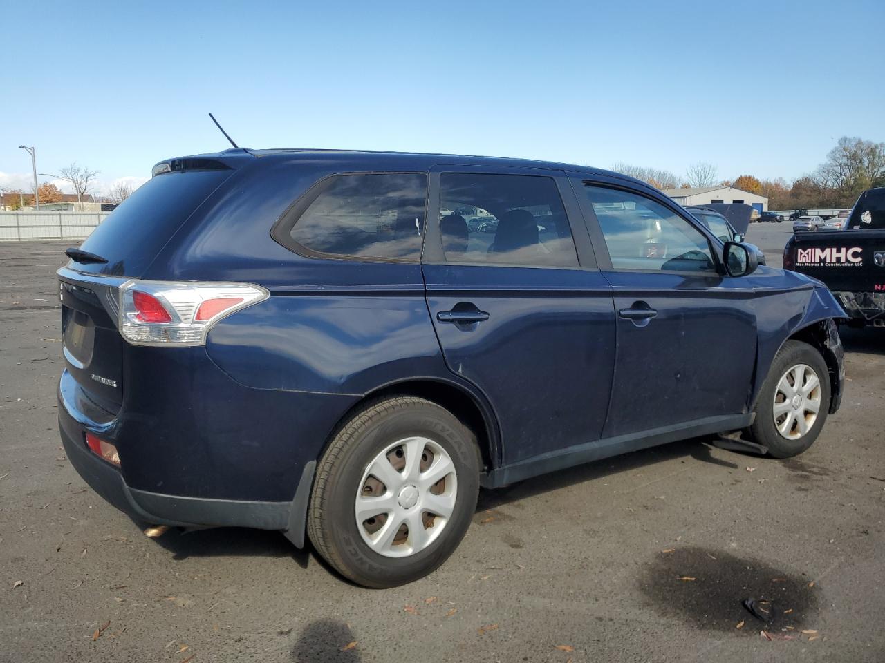 Lot #2955246633 2014 MITSUBISHI OUTLANDER