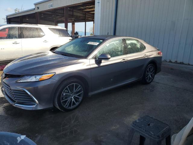 2024 TOYOTA CAMRY XLE #2989158048