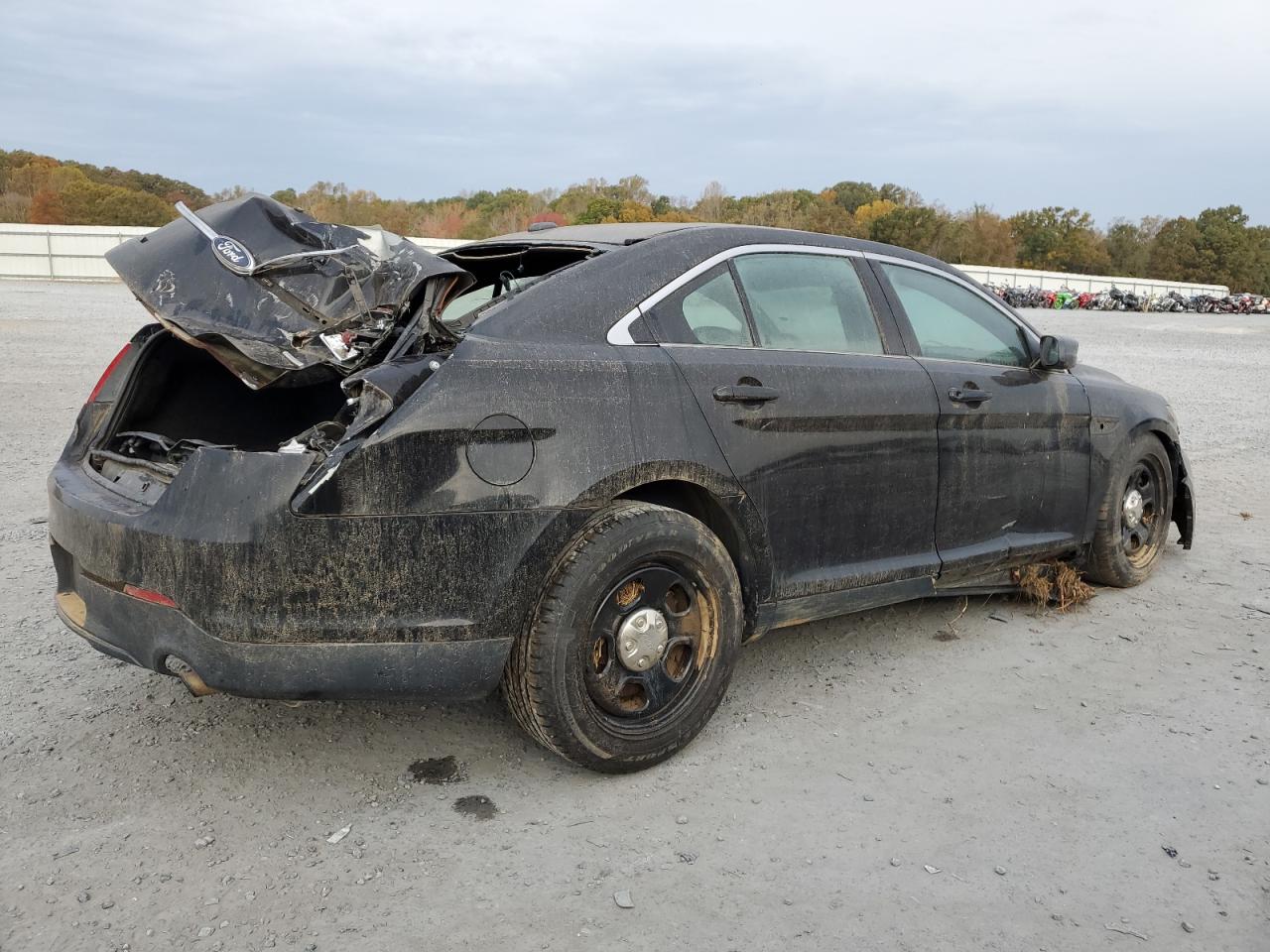 Lot #3033157171 2015 FORD TAURUS POL